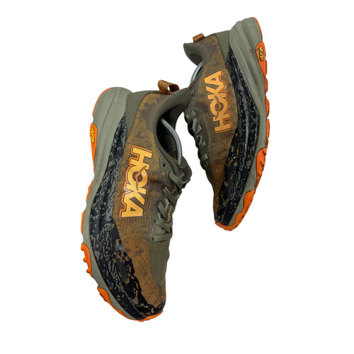 HOKA Speedgoat 6 - Unisex - UK 8