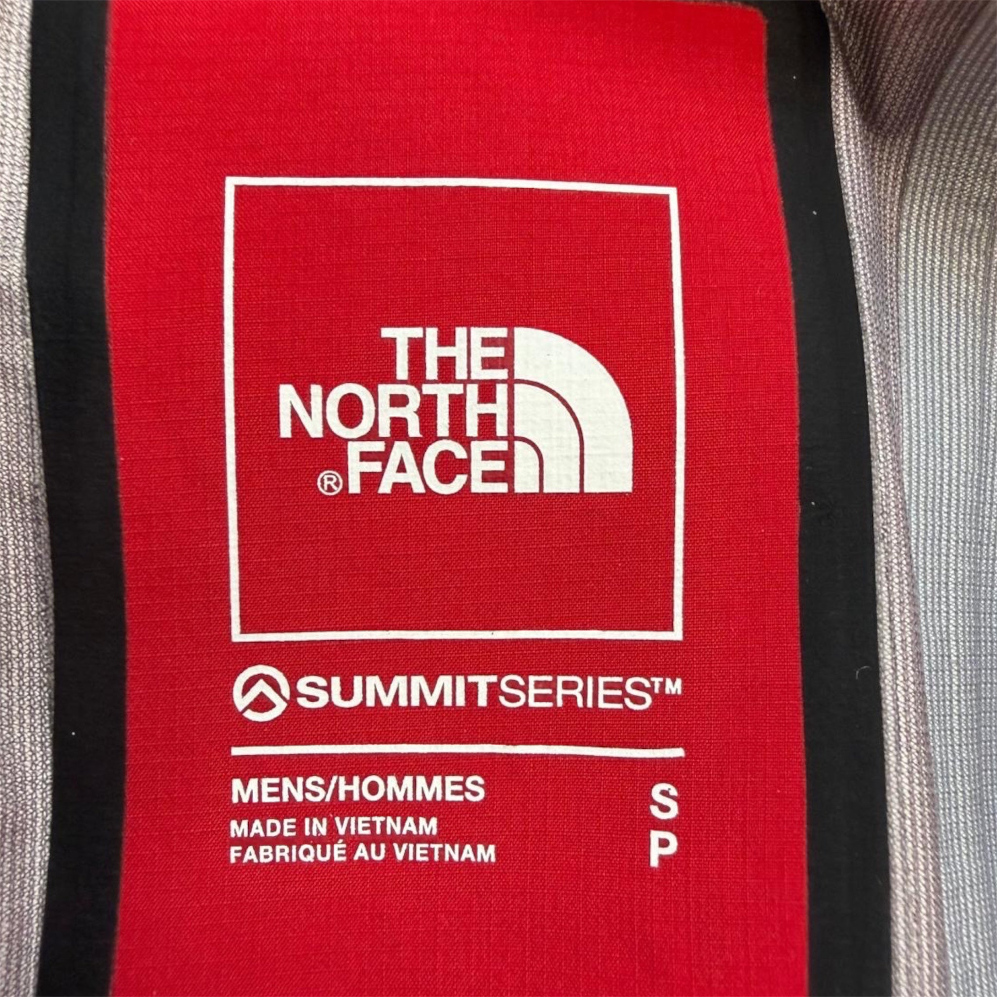 The North Face Summit Series Tskiri FUTURELIGHT™ Jacket – Men’s Small