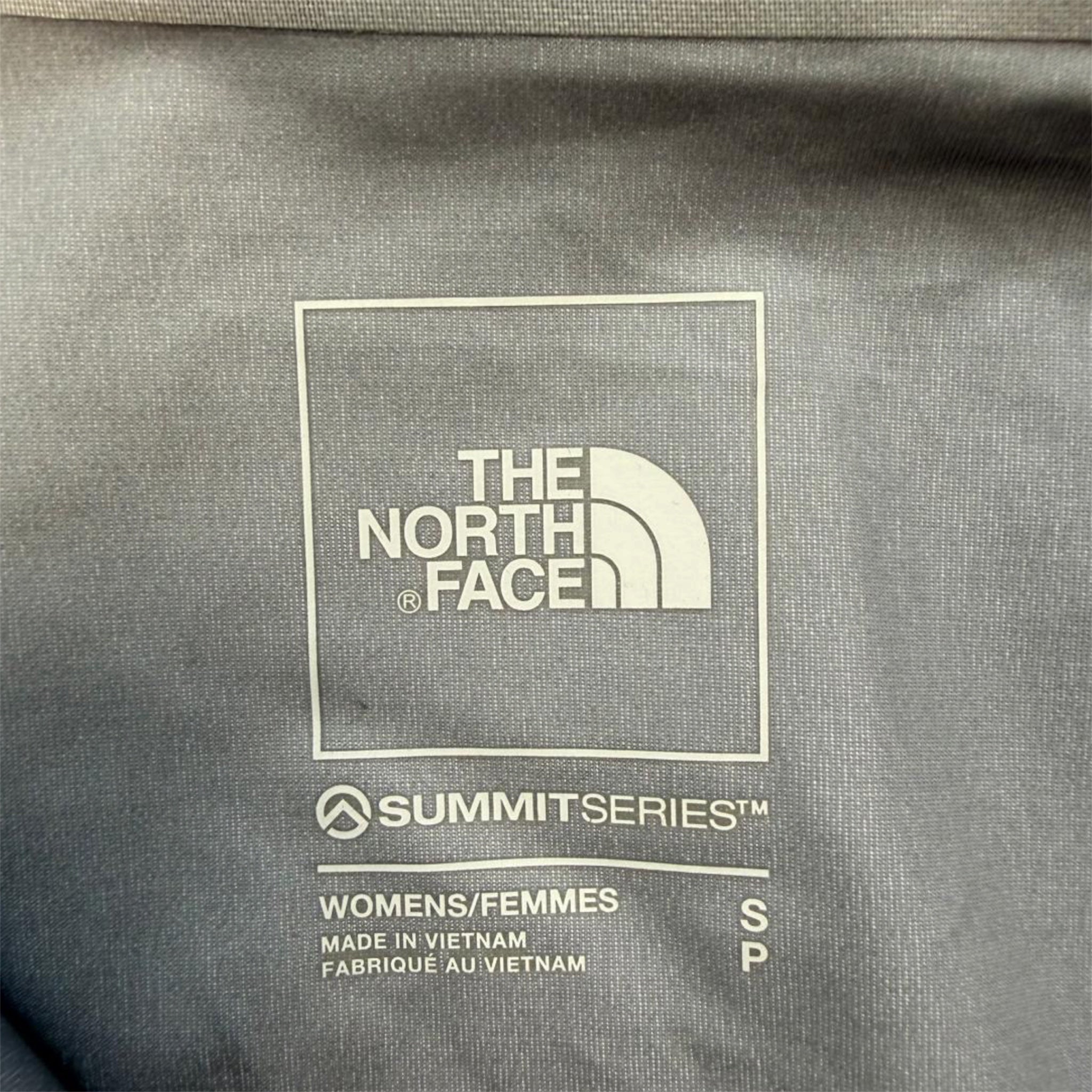 The North Face Summit Superior FUTURELIGHT™ Jacket – Women’s Small